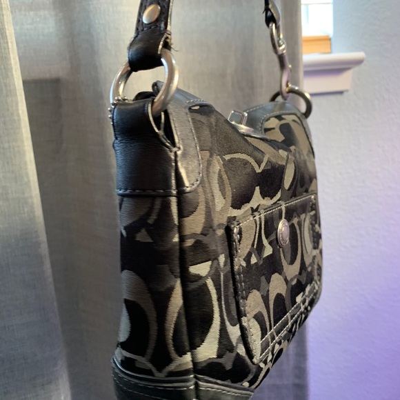 Coach Shoulder bag - Picture 6 of 9